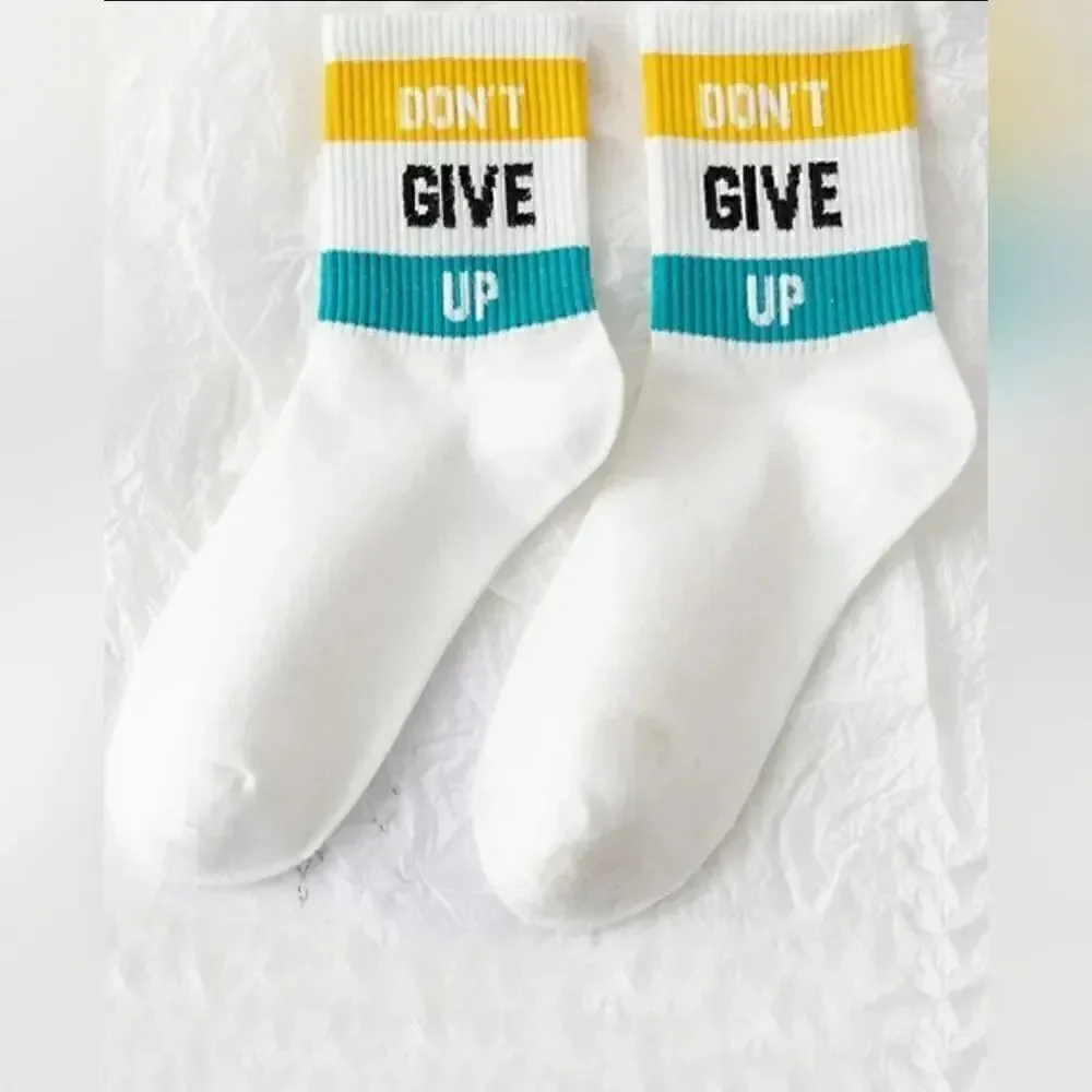 High Fashion Letter Printed Socks Women's 5 count